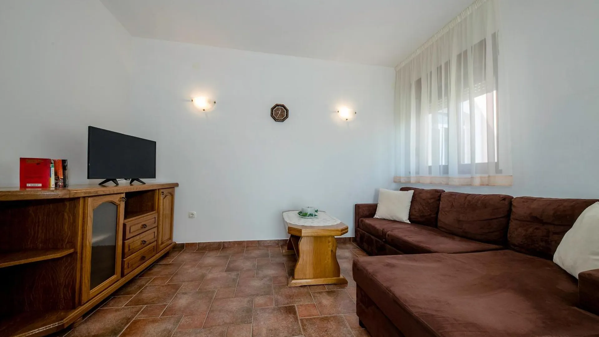 Apartmani Banic Rab Banjol 0*,  Croatia